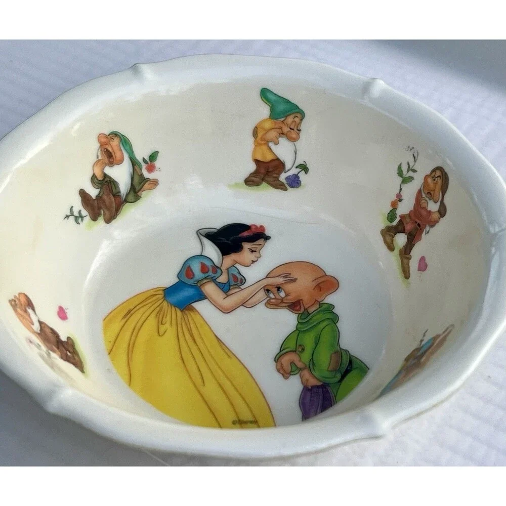 1989 Vintage Disney Snow White Seven Dwarfs Selandia Melamine Bowl Taiwan